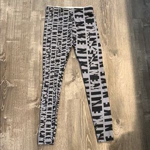 Nike leggings